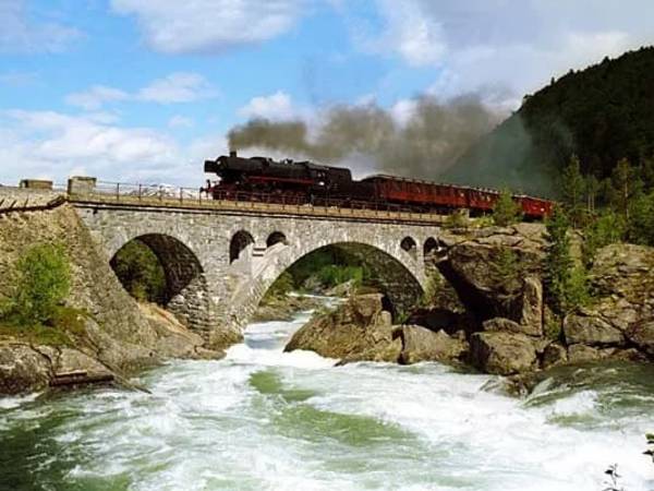 SJ_raumabanen_Stuguflaaten bru